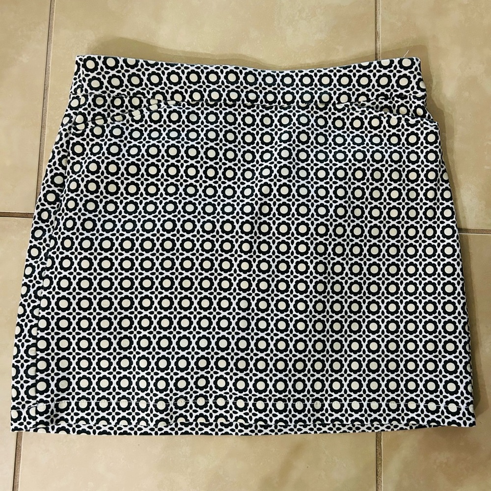 Croft & Barrow Black and White Geometric Print Women's Skort Sz 14